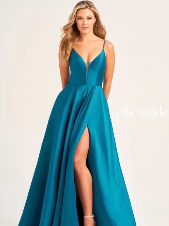 ellie wilde Dresses & Skirts - ellie wilde Teal Plunge V-Neck A-Line Prom Gown with High Slit